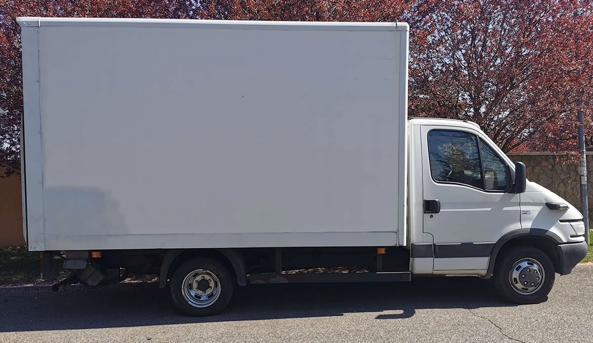 Iveco Daily SCV-406 - Green Autókölcsönző