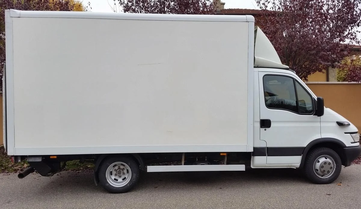 Iveco Daily MXP-765 - Green Autókölcsönző