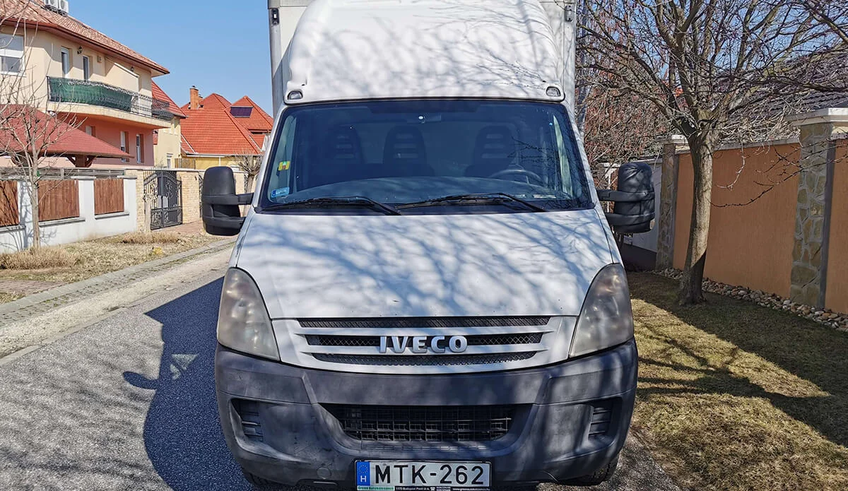 Iveco Daily 35C15 MTK-262 - Green Autókölcsönző