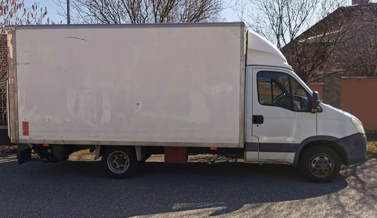 Iveco Daily 35C15 MTK-262 - Green Autókölcsönző