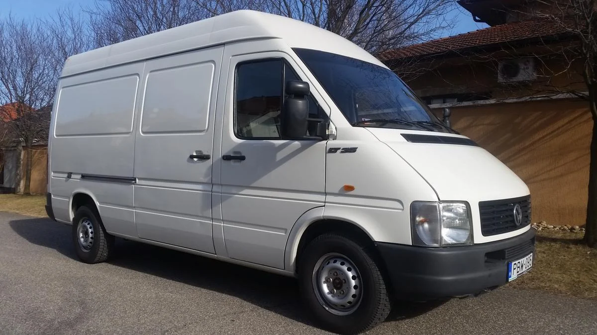 Volkswagen LT35 PBW-095 - Green Autókölcsönző