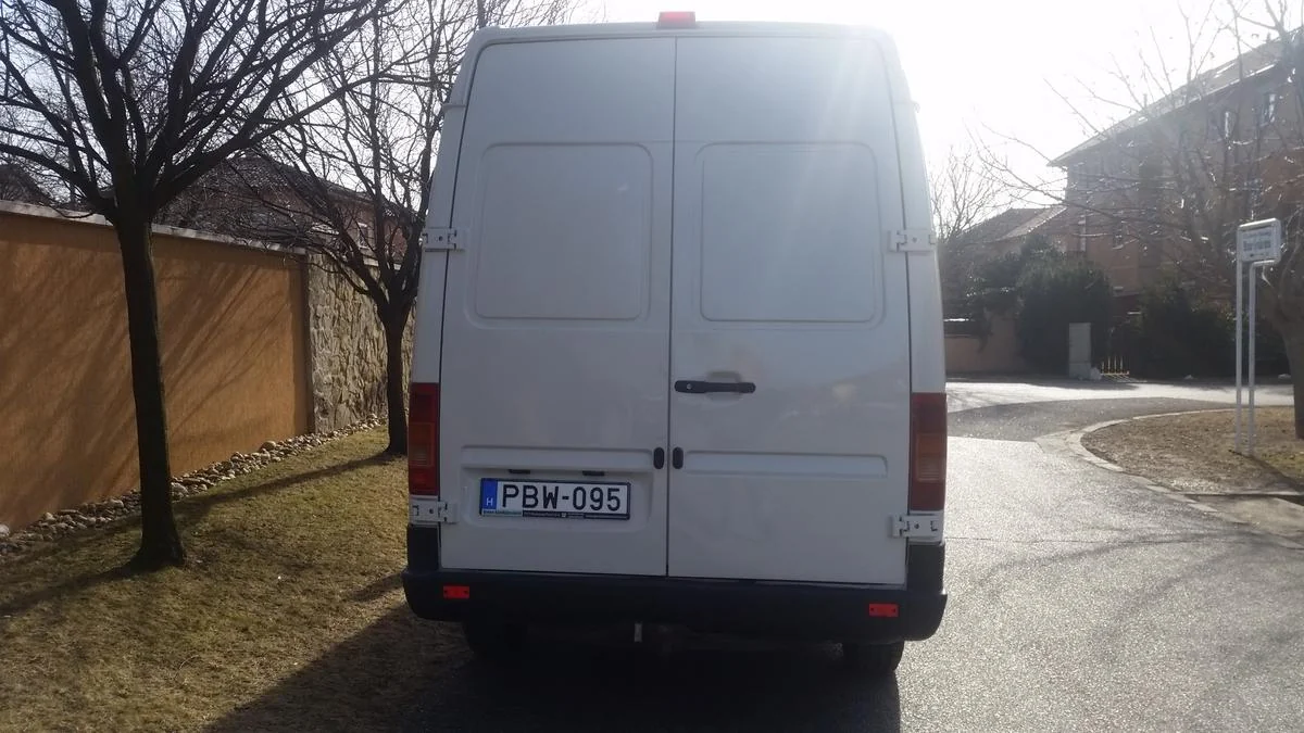 Volkswagen LT35 PBW-095 - Green Autókölcsönző