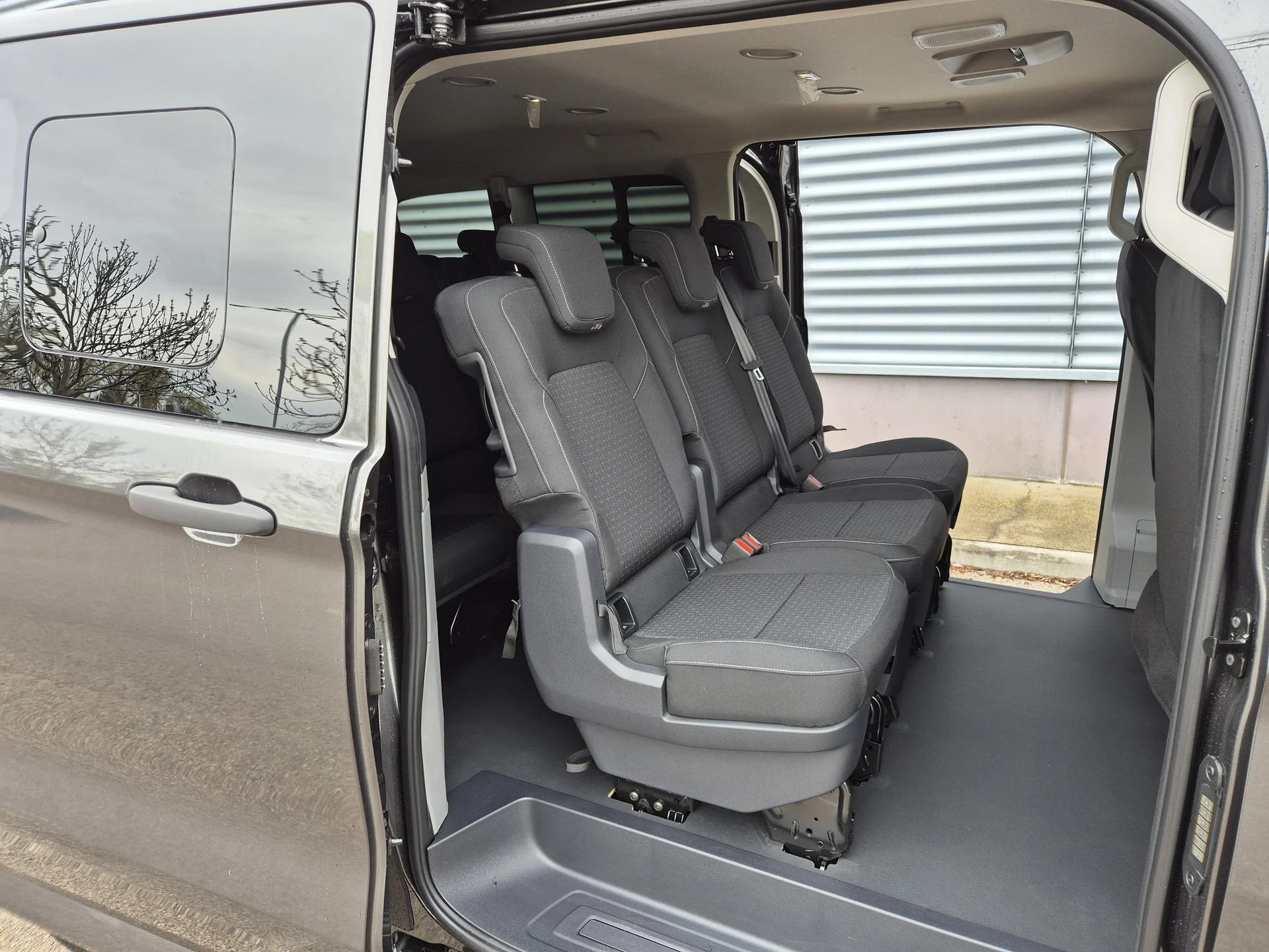 Ford Custom AIHP-470 - Green Autókölcsönző