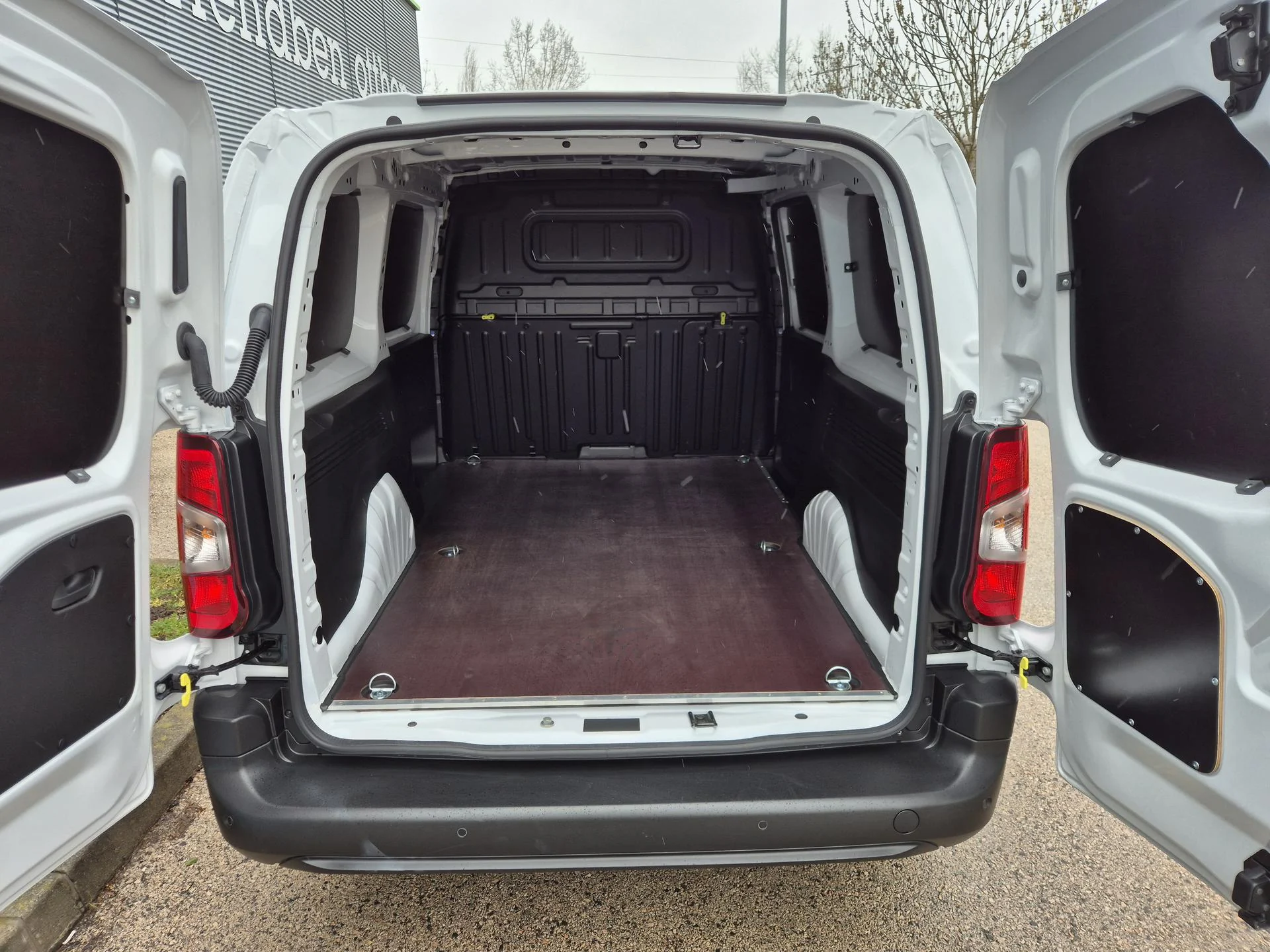 Citroen Berlingo AONU-606 - Green Autókölcsönző