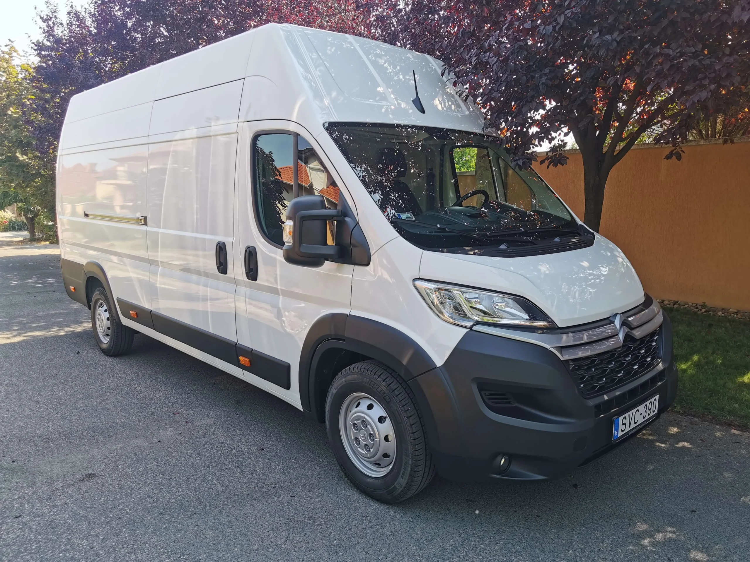 Citroen Jumper SVC-390 - Green Autókölcsönző