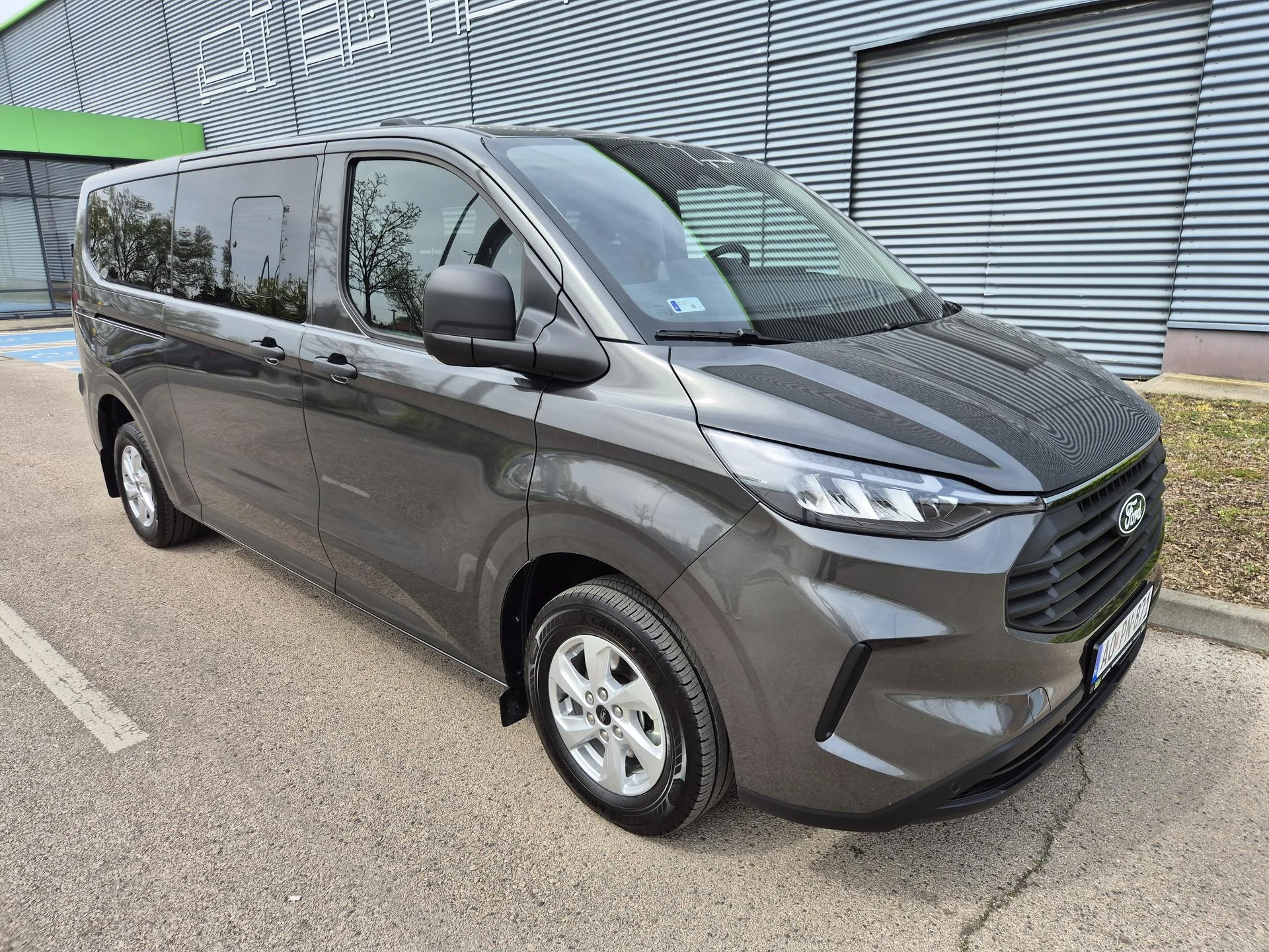 Ford Custom 2026 AOPN-870 - Green Autókölcsönző